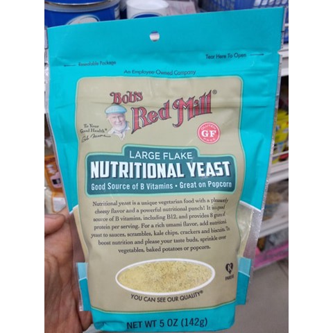 Bột men Nutritional Yeast  hiệu Bob Red Mill gói 142g