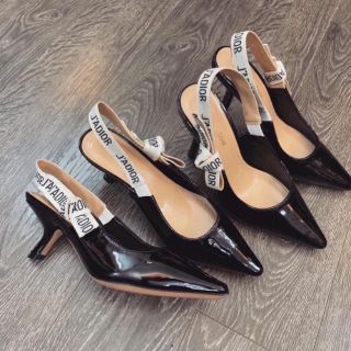 sục gót nhí da bóng