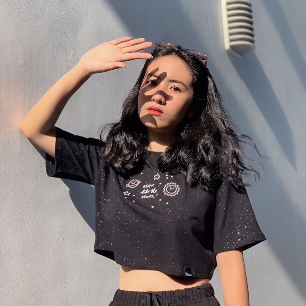 STARS TOPS - ÁO CROPTOP NHŨ VŨ TRỤ ĐEN TRẮNG ULZZANG