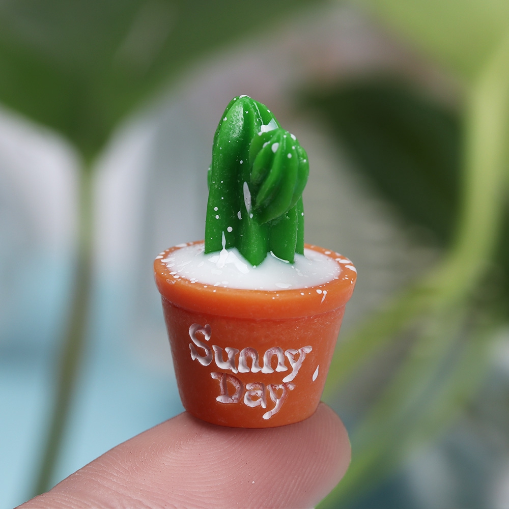 Set 3 chậu cây xương rồng mini bằng resin dùng trang trí tiểu cảnh