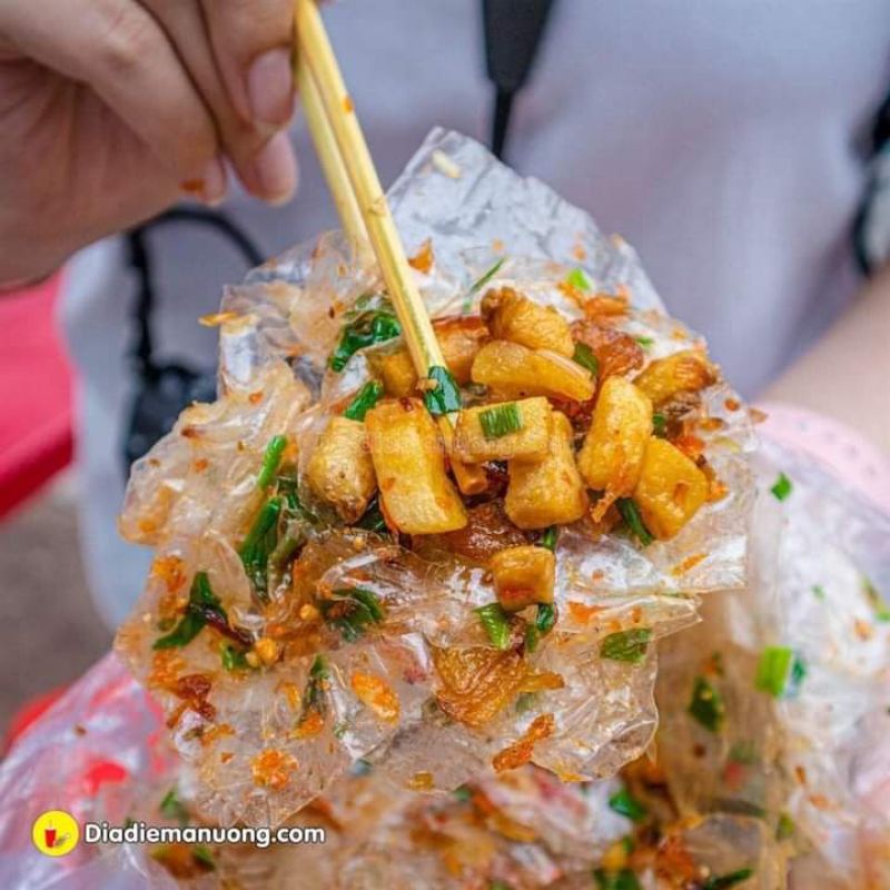 Tóp mỡ, tốp mỡ da heo cháy tỏi rim mắm tỏi ớt đồ ăn vặt