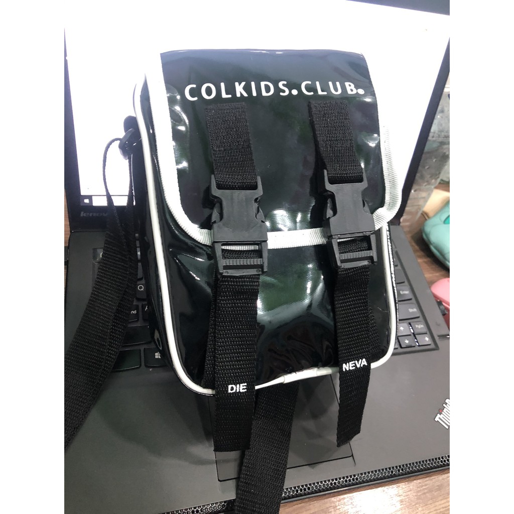 [GIÁ SIÊU RẺ] Túi Đeo Chéo Colkids Club - Black Plastic Mini Bag (Full Tag + Giấy Thơm)