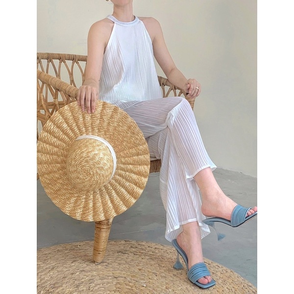Set yếm xếp ly - Pleated Set | BigBuy360 - bigbuy360.vn