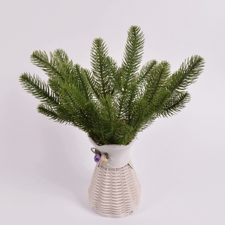 20 Nhánh Thông Giả Để Trang Trí Giáng Sinh