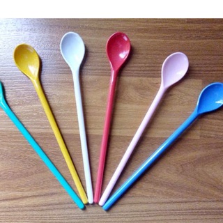 Thìa khuấy sinh tố nhiều màu loại 1 (Giá 10 cái)