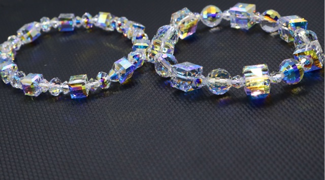 Vòng tay pha lê Swarovski B.07