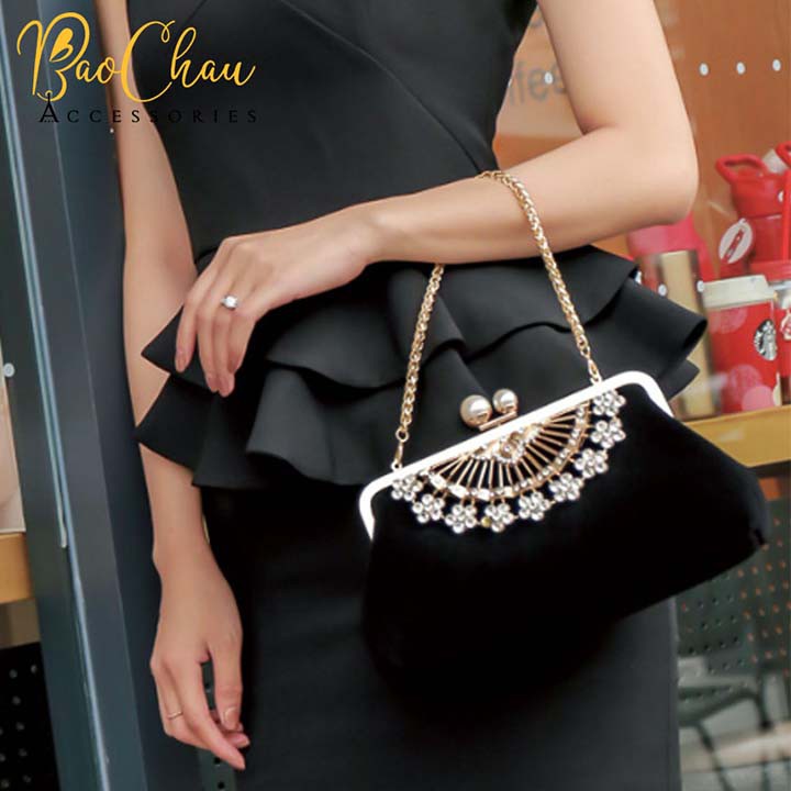 [ MIỄN SHIP + QUÀ TẶNG ] Ví Clutch Cầm Tay Đi Tiệc Đính Đá Pha Lê Hình Cánh Quạt Cao Cấp Bảo Châu