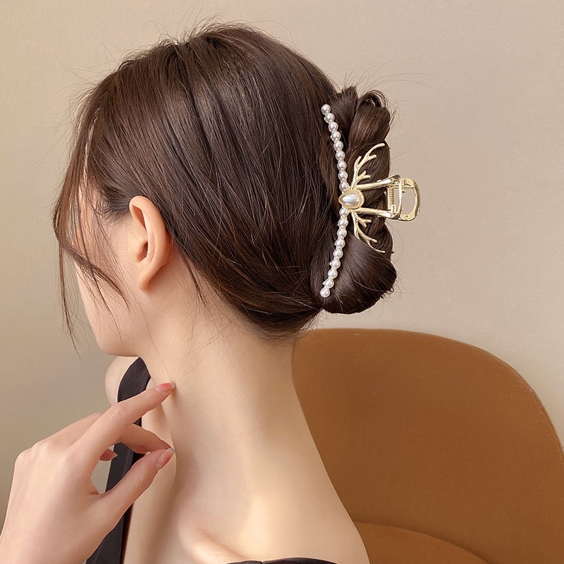 Kẹp Tóc Hình Cá Mập Đính Ngọc Trai Giả Bằng Kim Loại Thời Trang Hàn Quốc Cho Nữ