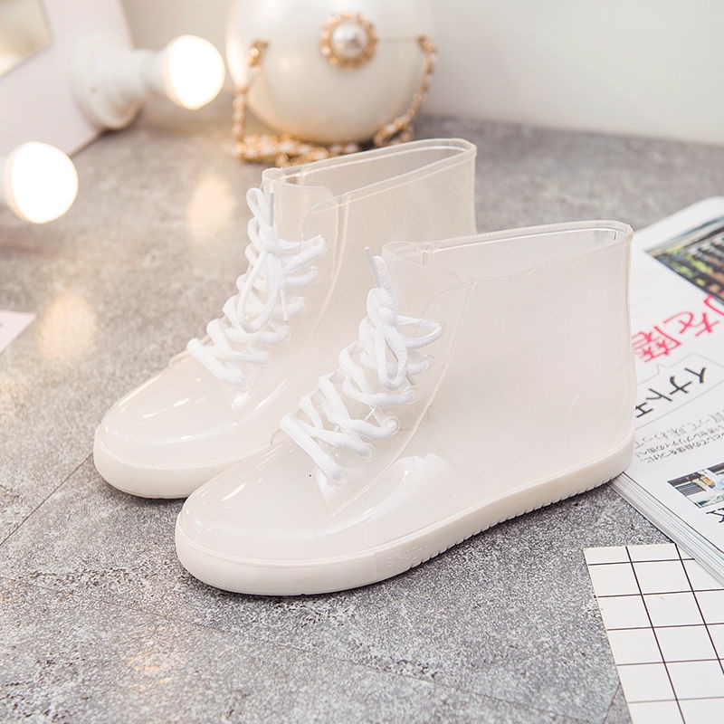 Ủng cao su màu trong suốt thời trang