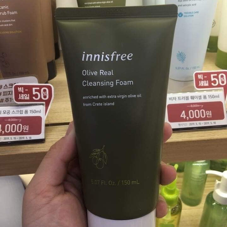 Sữa Rửa Mặt Dưỡng Ẩm Sâu Innisfree Olive Real Cleansing Foam 150ml [Dành cho da khô]