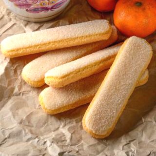BÁNH CHAMPAGNE SÂM PANH CAO CẤP 500G