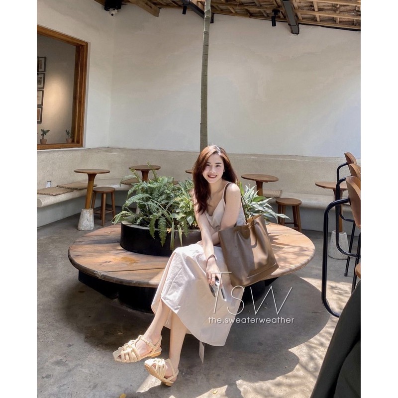 Váy hai dây đũi trơn hai màu be đen - Váy hai dây đũi mát | BigBuy360 - bigbuy360.vn