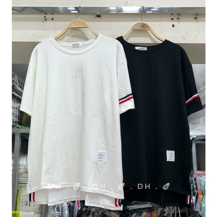 Áo phông logo viền sọc tay