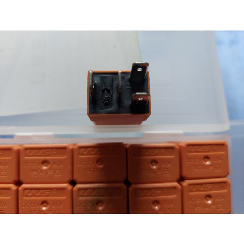 Rơ le 12v,24v loại nhỏ. rơ le 4 chân, rơ le 5 chân . loại 40A