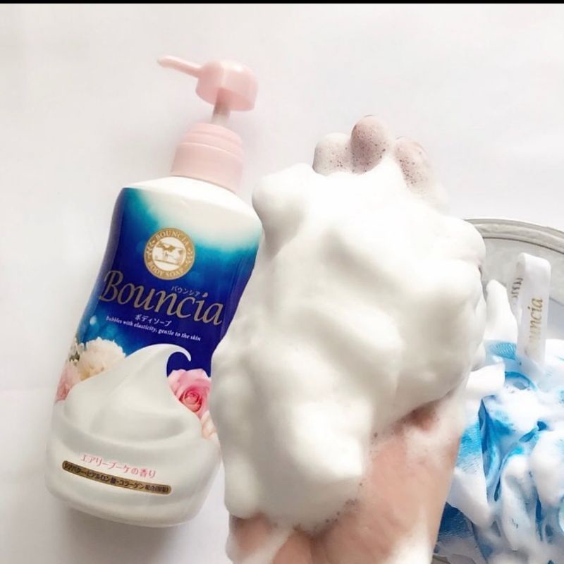 Sữa Tắm Trắng Sáng Da Từ Sữa Bò Tươi Cow Bouncia Body Soap Relax  (Hương Hoa Hồng)