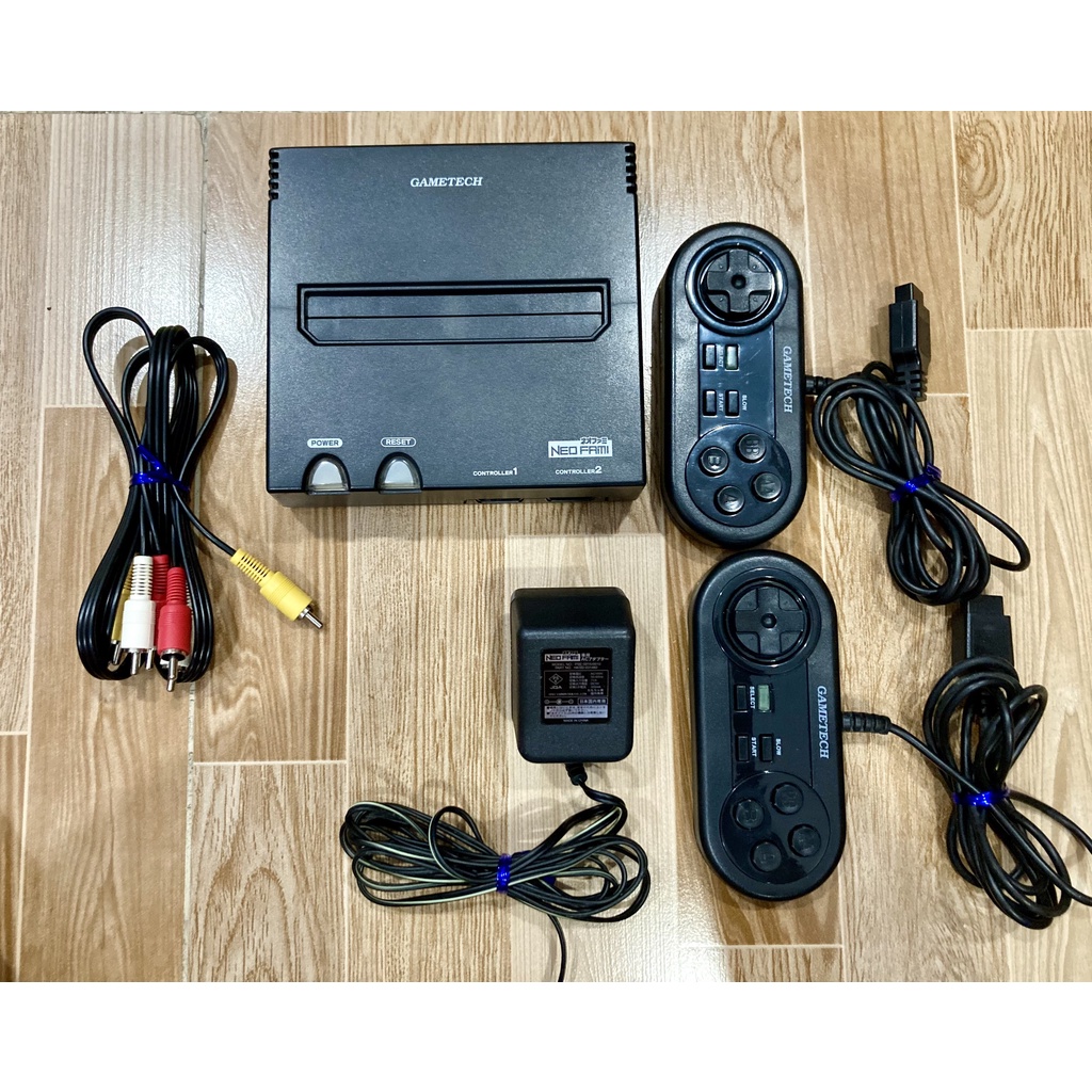 Máy chơi game 4 nút Famicom nội địa Nhật