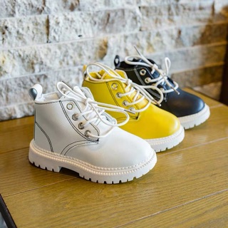 Boot cổ ngắn bé gái