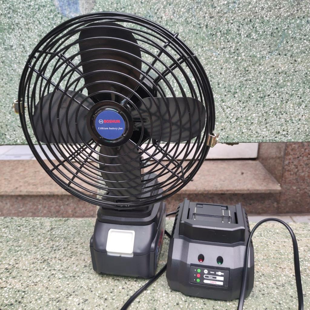 Quạt tích điện Boshun, chân pin 4cm, có thể dùng pin của makita, hoạt động liên tục lên đến 8h