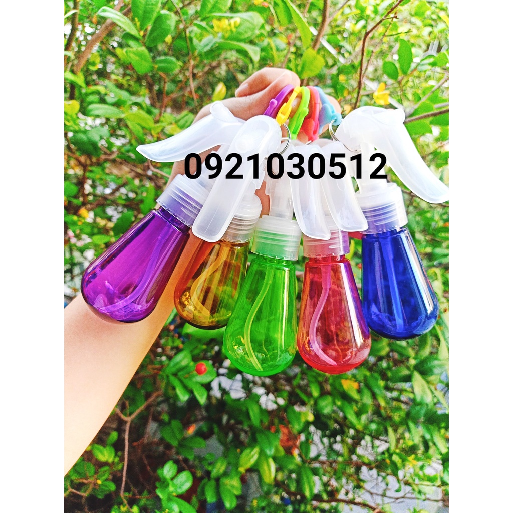CHAI XỊT MINI HÌNH BÓNG ĐÈN KÈM MÓC KHÓA