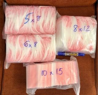 1KG - TÚI ZIPPER CHỈ ĐỎ (HÀNG DÀY, ĐẸP)