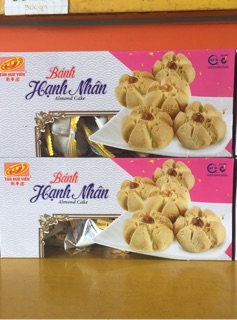 Bánh hạnh nhân (Almond cake)