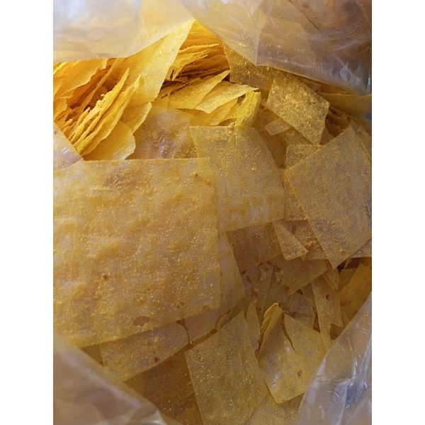 Bánh tráng lắc phô mai Long An