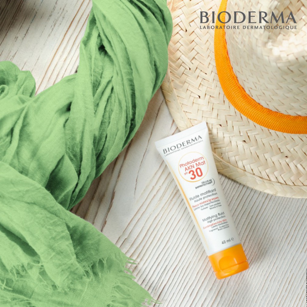 Kem chống nắng cho da mụn Bioderma Photoderm AKN Mat SPF30 - 40ml 1116