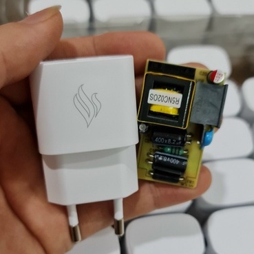 Sạc Vsmart bóc máy,Sạc 5v-2A 10w,Hàng chính hãng vsmart mới nguyên seal,củ sạc 18w DJI thay thế cho củ 18w vsamrt