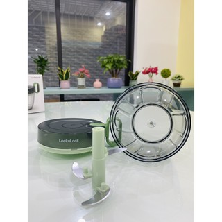 DỤNG CỤ BĂM RAU CỦ QUẢ LOCK&LOCK CKS314 900ML
