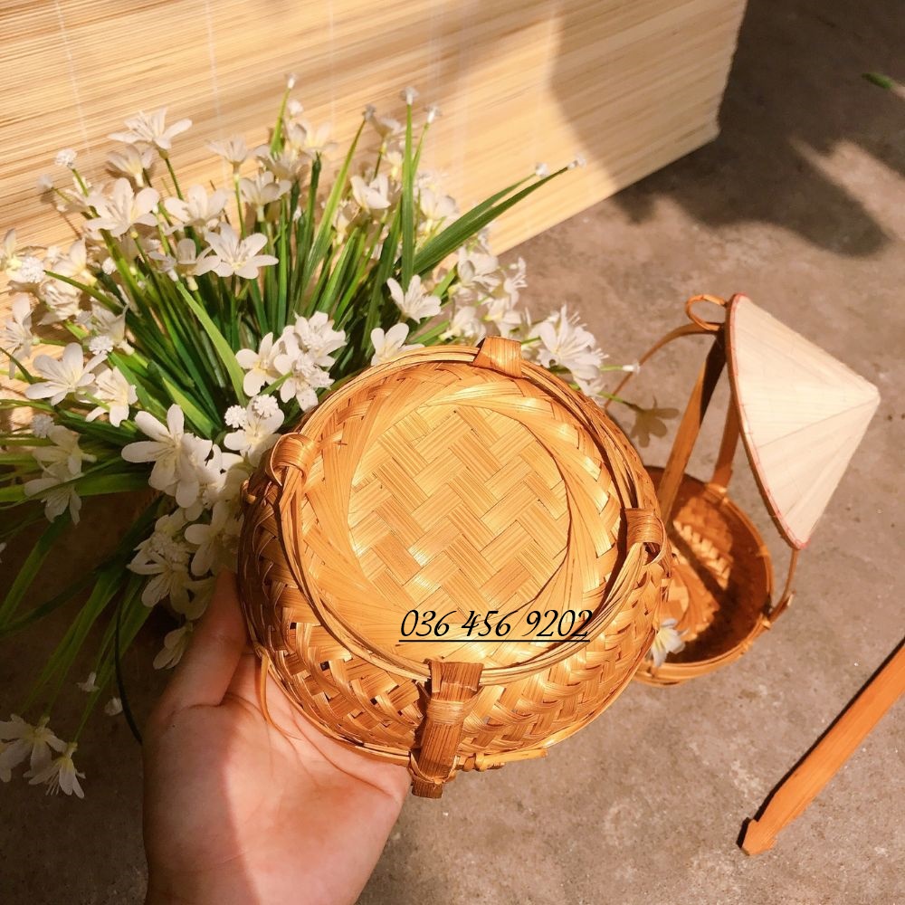 Quang gánh tre trang trí cắm hoa, bày ngũ quả bàn thờ thần tài, đồ chơi trẻ em an toàn thân thiện với môi trường