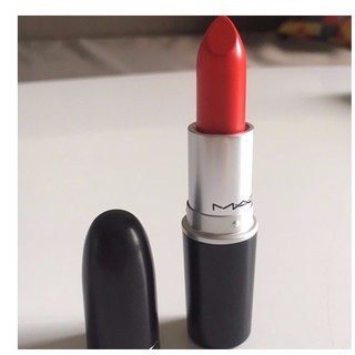 Son MAC matte lipstick