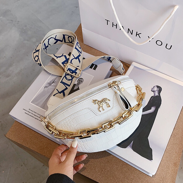 Túi đeo chéo phối dây xích thời trang Hàn Quốc 2021 cho nữ