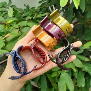 Kẹp tóc 3 răng màu loại bóng (màu ngẫu nhiên)