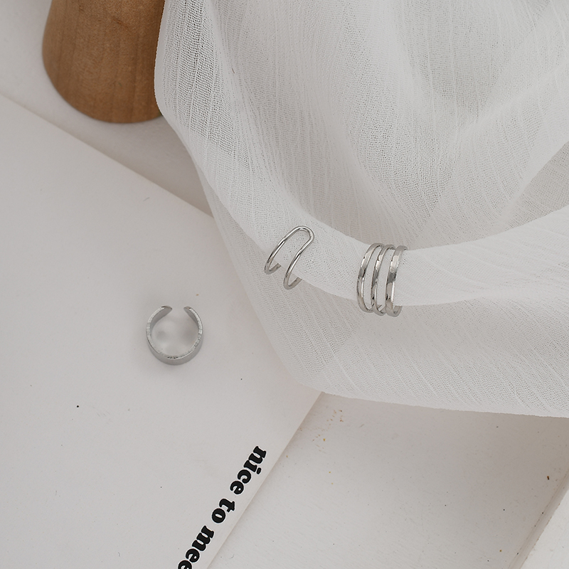 Khuyên Kẹp Vành Tai Không Cần Xỏ Lỗ Thiết Kế Đơn Giản Cá Tính