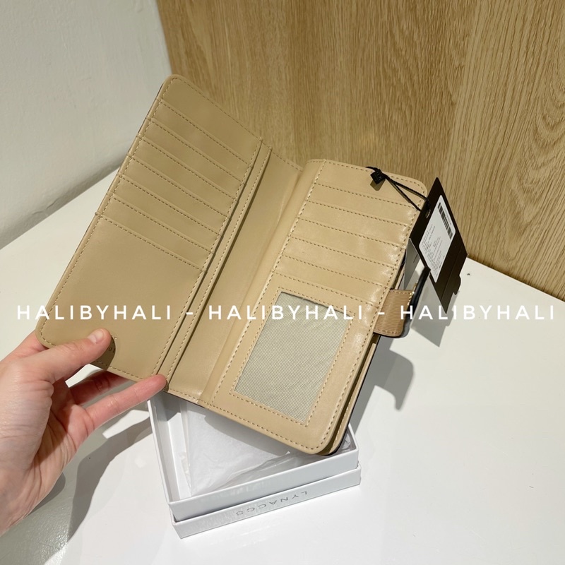 Ví LYN dáng dài khoá cài để có ngăn để ảnh