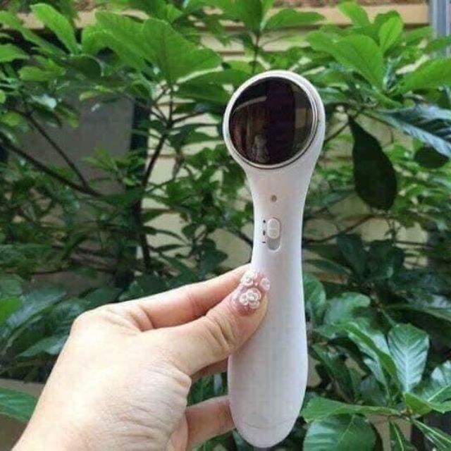 Máy massage mặt ion