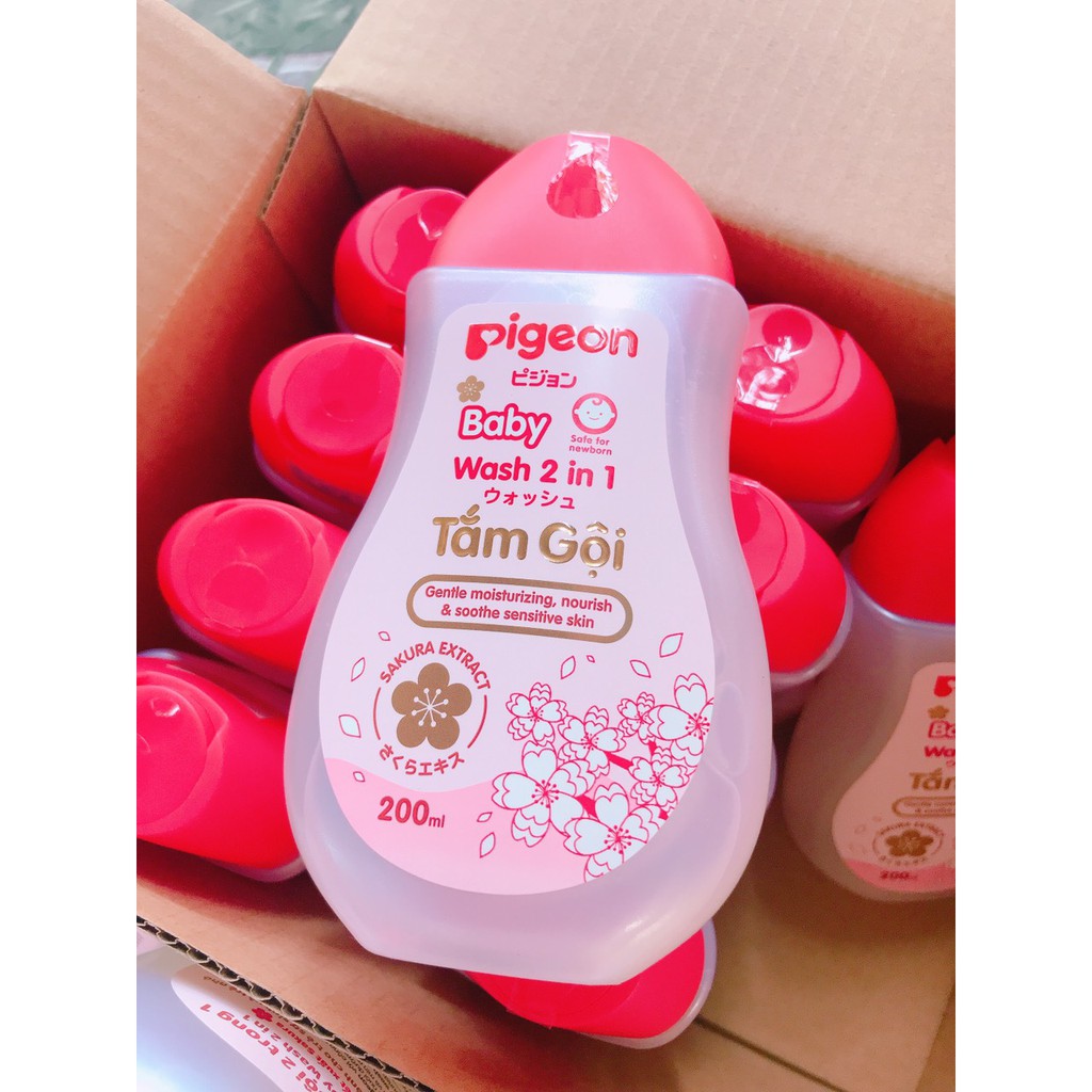 Tắm gội dịu nhẹ 2 in 1 Sakura Pigeon 200ML/700ML