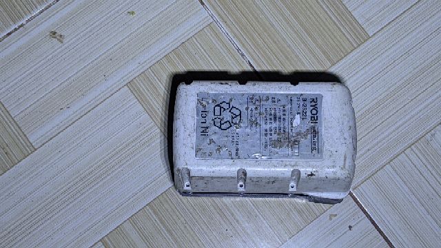 Vỏ pin máy cắt cỏ RYOBI B-2522L 25.2v