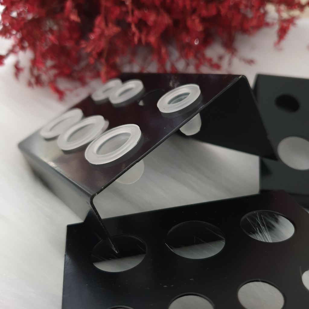 Khay thép đựng chum mực xăm