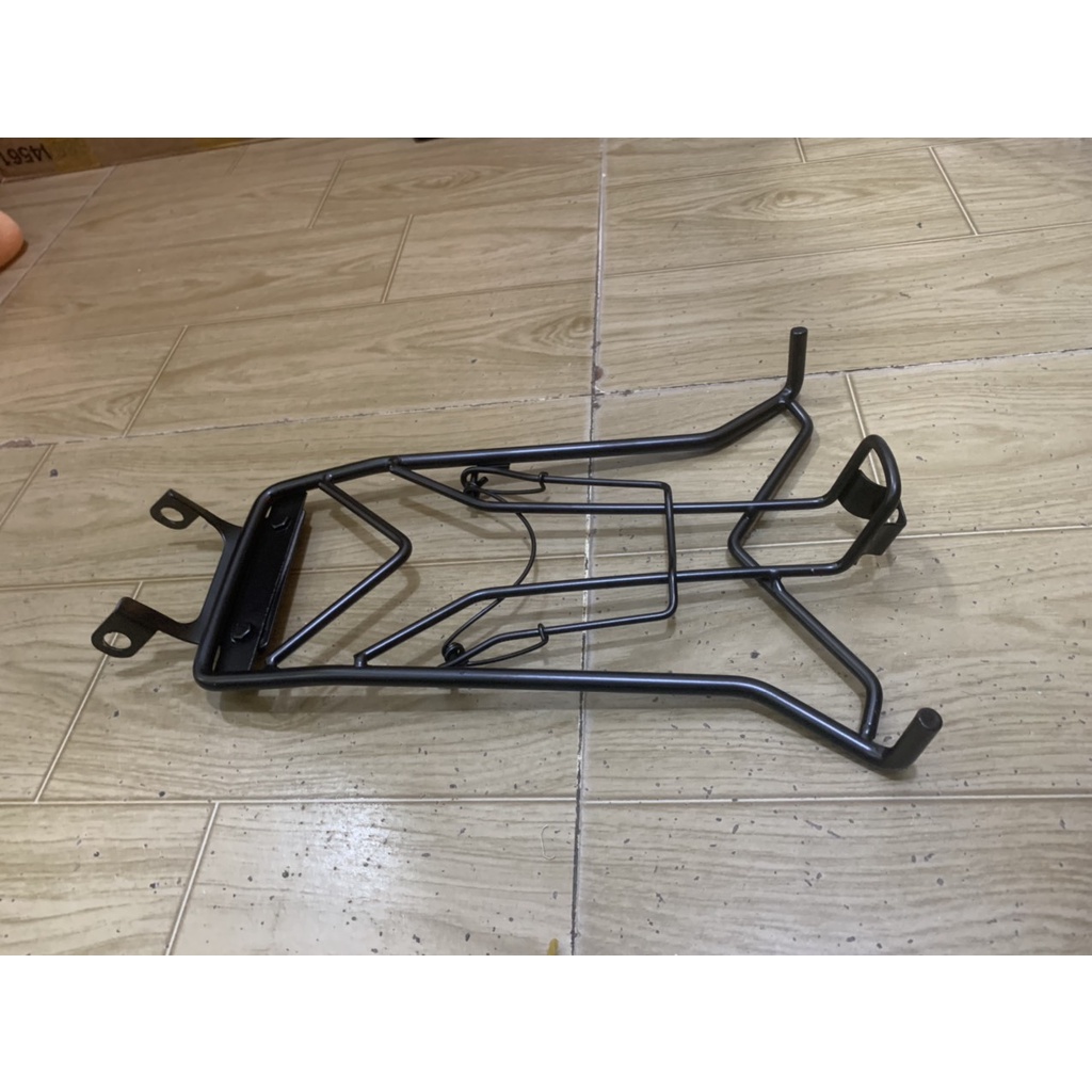 Ba ga giữa xe exciter 155 màu đen kiểu cánh bướm