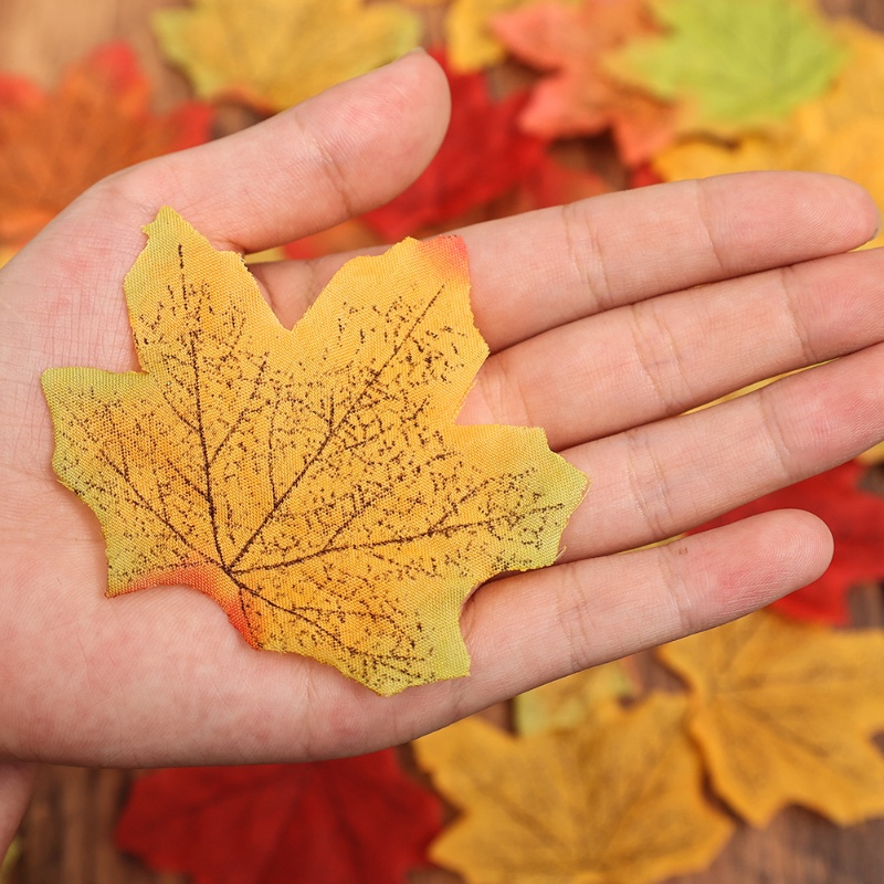 Set 50 Lá Phong Giả Treo Tường Trang Trí