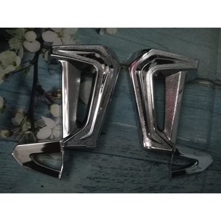 ốp gác chân sau mạ crom xe sirius