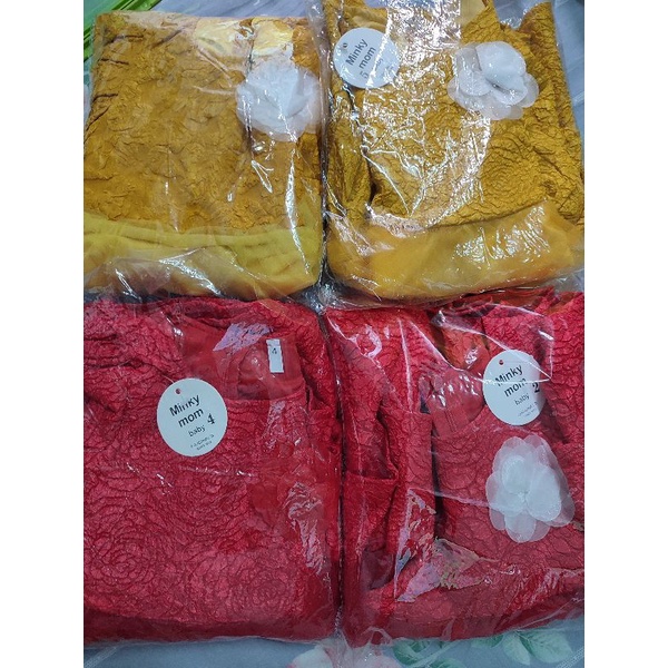 Đầm gấm hoa tay phồng cho bé gái 8-20kg (Đỏ+ Vàng)