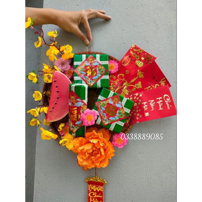 Mẹt tre bánh chưng( bánh trưng ),bánh tét dưa hấu, hoa mai vàng, hoa mẫu đơn cam, trang trí tết, sẵn hàng ạ