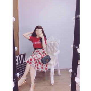 Set áo thun đỏ chân váy hoa dễ thương