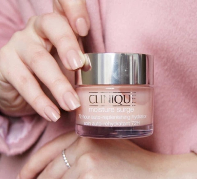 Kem dưỡng CLINIQUE MOISTURE SURGE 100H