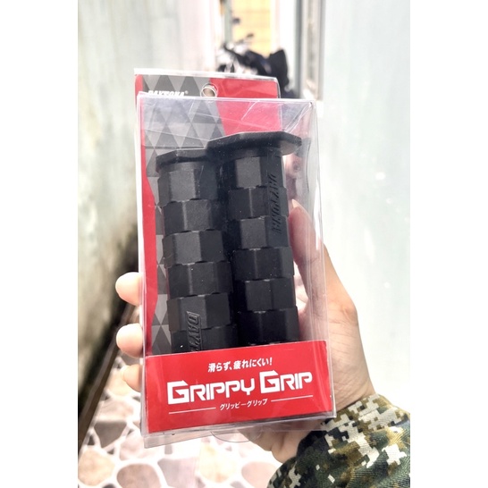 Bao tay Daytona hàng xưởng full hộp cực đẹp và êm tay gắn tất cả xe