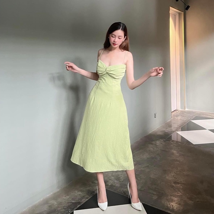 Đầm 2 dây xoắn ngực chất xốp nhún siêu xinh