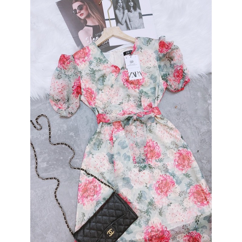 VÁY HOA TƠ HỒNG XANH CỔ V ĐAI EO CHO NỮ | BigBuy360 - bigbuy360.vn