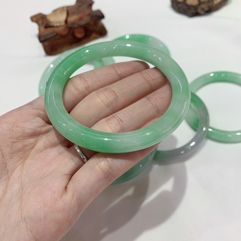 Vòng Kiềng Cẩm Thach Đậu Lí Xanh Nhạt Dễ Thương